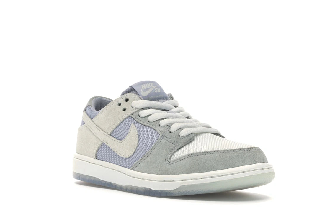 Nike SB Dunk Low Wolf Grey - vue secondaire A