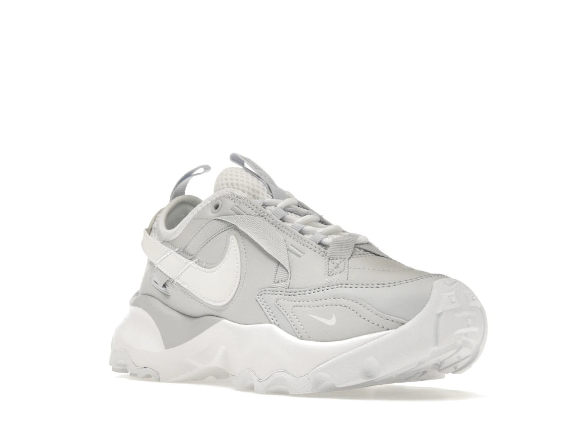Nike TC 7900 Premium 2 Photon Dust Photon Dust Grey Fog White (Women's) - vue secondaire A