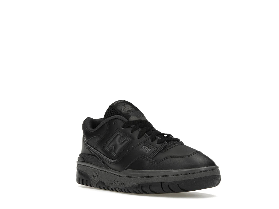 New Balance 550 Triple Black (GS) - vue secondaire A