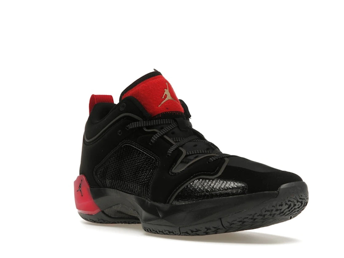 Jordan 37 Bred - vue secondaire A