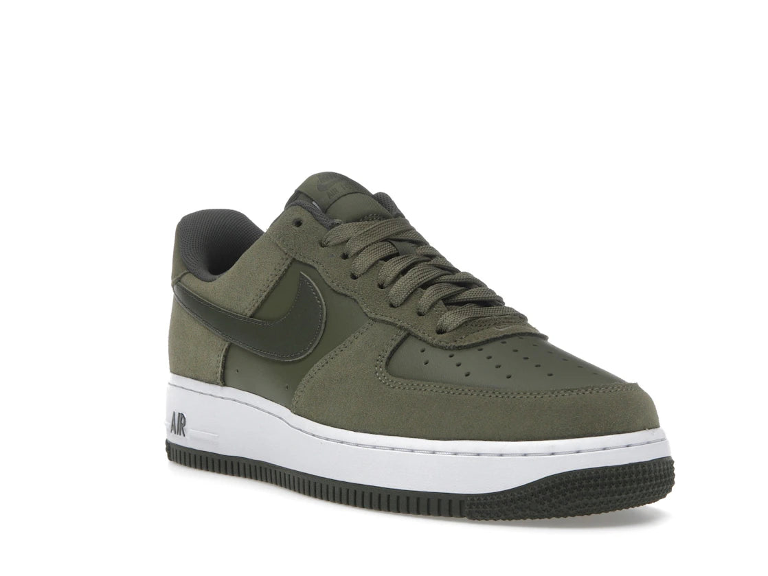 Nike Air Force 1 Low '07 LV8 Medium Olive White - vue secondaire A