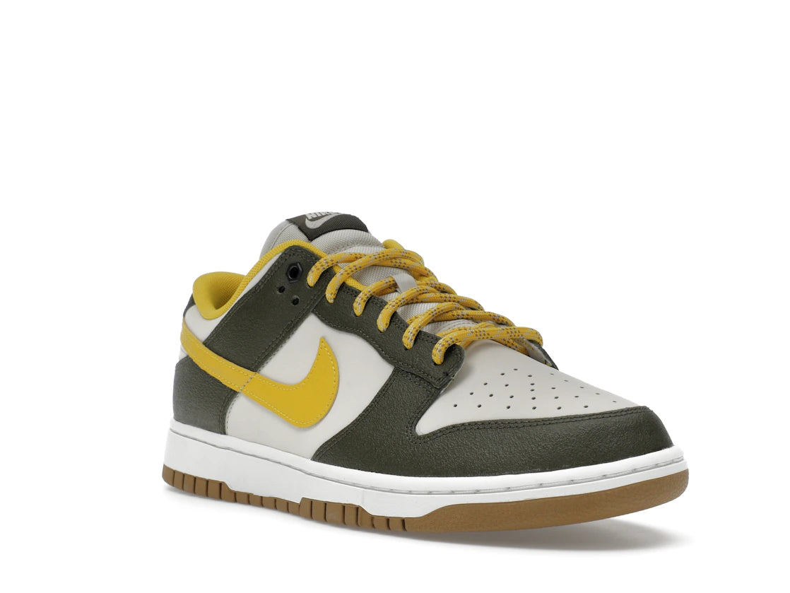 Nike Dunk Low Retro Premium Cargo Khaki Vivid Sulfur - vue secondaire A