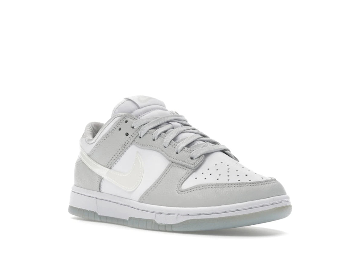 Nike Dunk Low Photon Dust White Blue Ice (Women's) - vue secondaire A