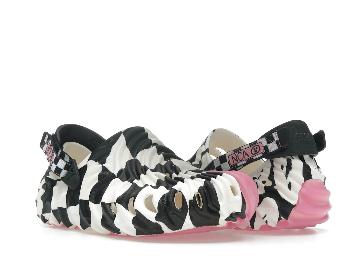 Crocs Pollex Clog by Salehe Bembury x Nina Chanel Abney Art Friends Thumbs Up Good Job - vue secondaire A