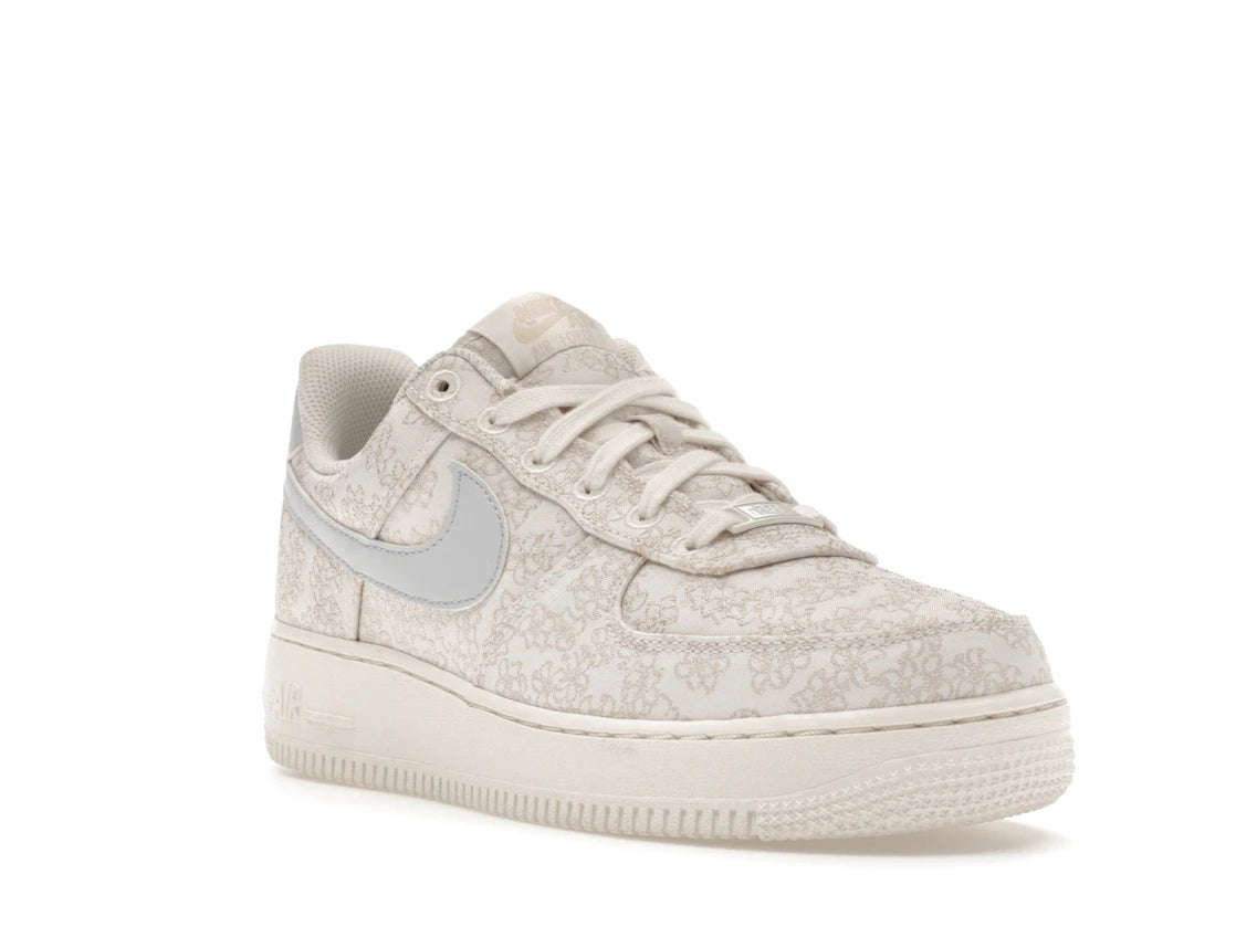 Nike Air Force 1 Low '07 SE Jacquard Floral Embroidery (Women's) - vue secondaire A
