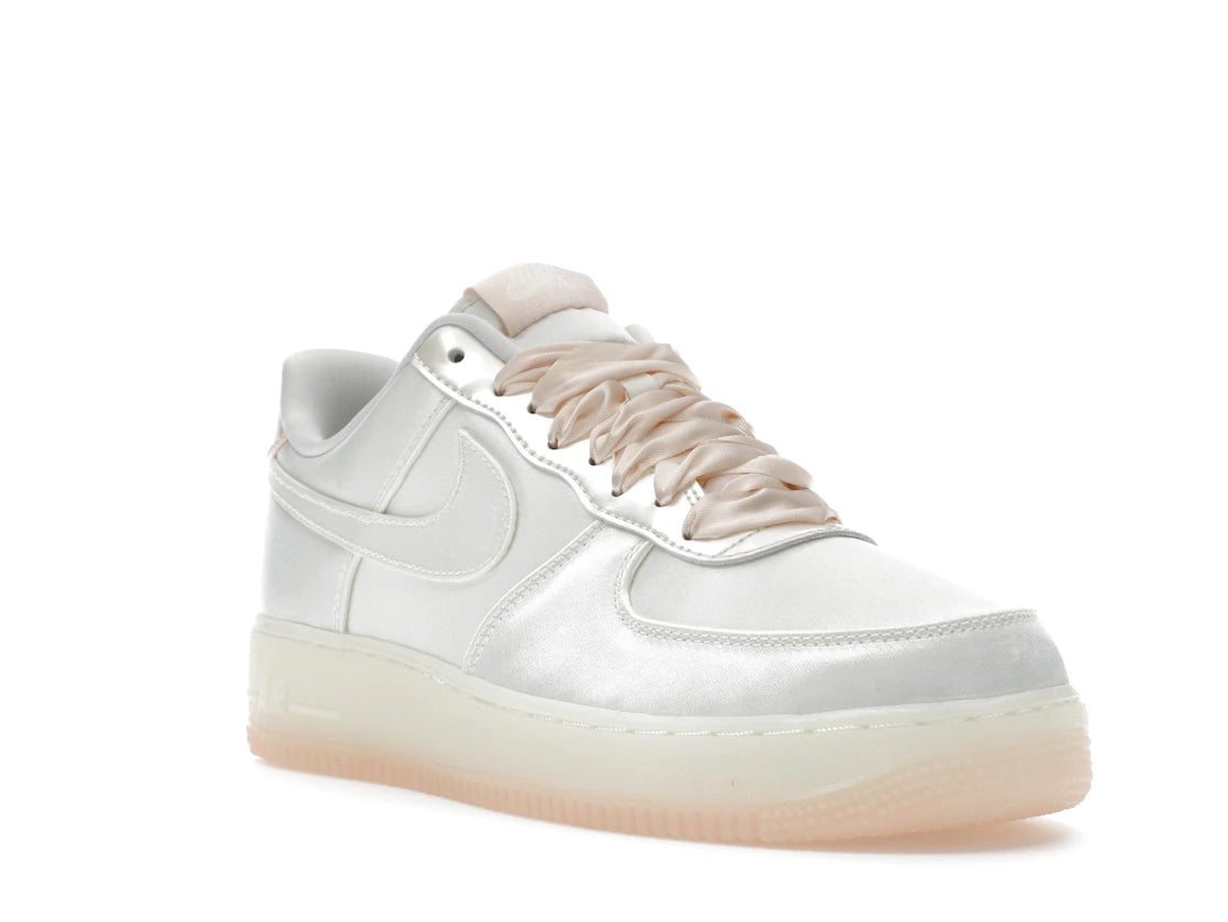 Nike Air Force 1 Low '07 LV8 Sail Barely Orange (Women's) - vue secondaire A
