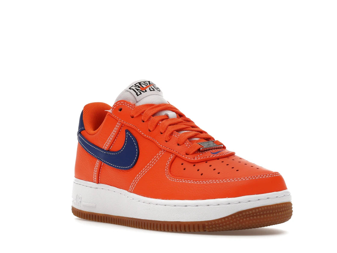 Nike Air Force 1 Low Retro Premium NYC Knicks - vue secondaire A