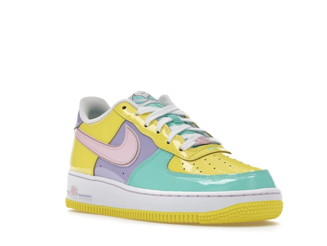 Nike Air Force 1 Low Easter (2026) (GS) - vue secondaire A
