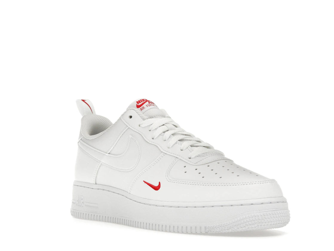 Nike Air Force 1 Low '07 SE White Red Mini Swoosh - vue secondaire A