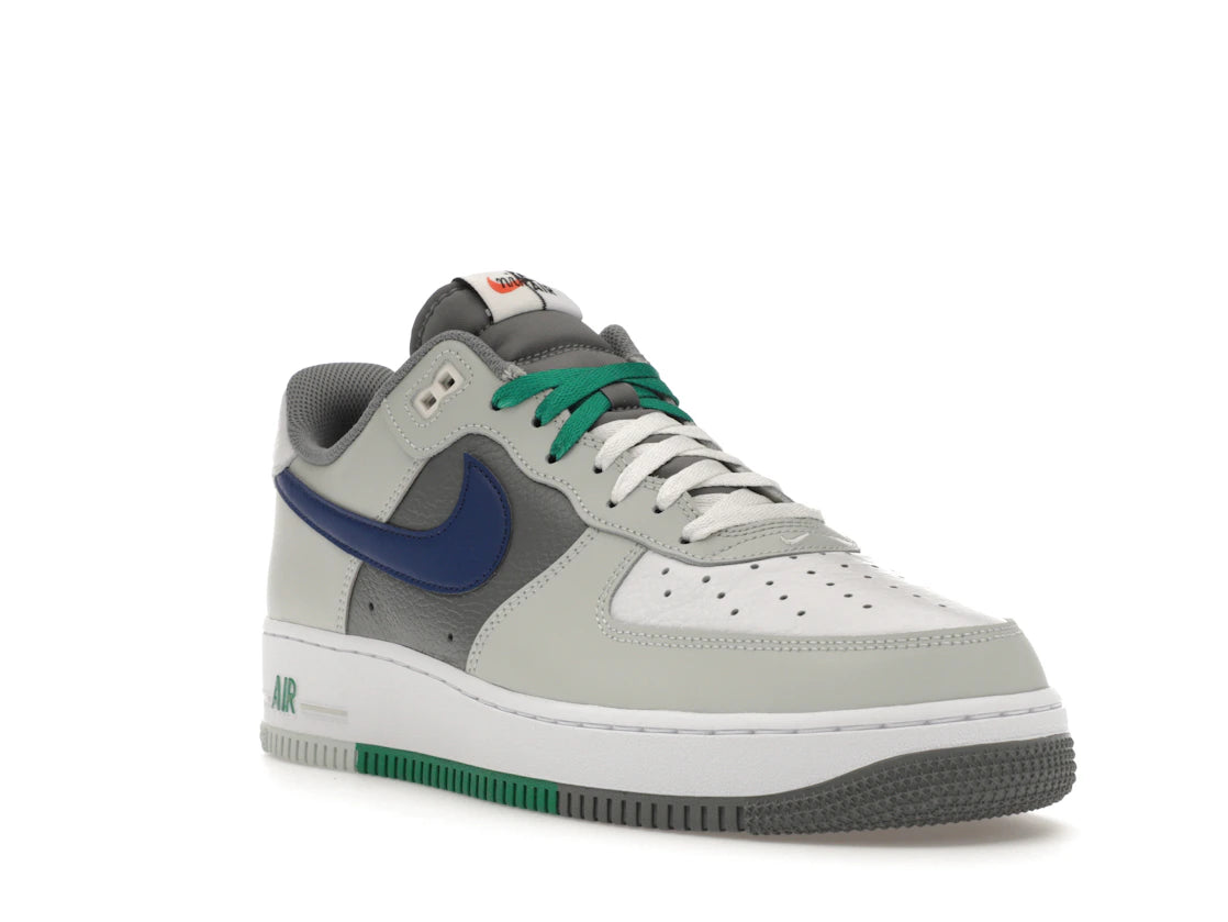 Nike Air Force 1 Low '07 LV8 Split Light Silver Deep Royal Blue - vue secondaire A