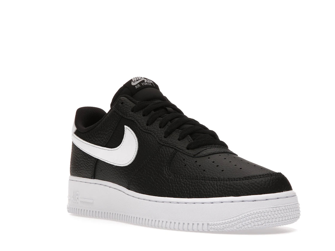 Nike Air Force 1 Low '07 Black White Pebbled Leather - vue secondaire A