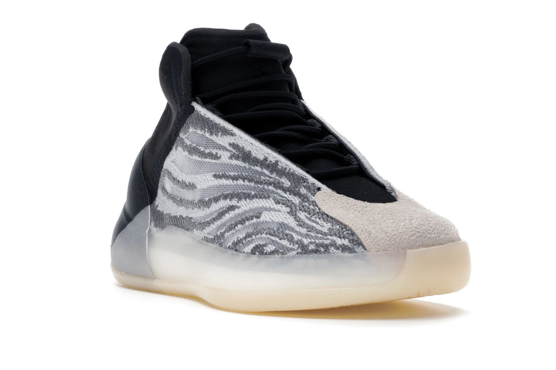 adidas Yeezy QNTM Lifestyle Model (Kids) - vue secondaire A