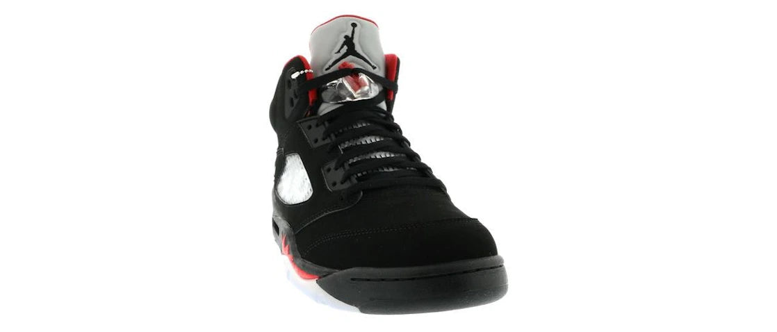 Jordan 5 Retro Supreme Schwarz - vue secondaire A
