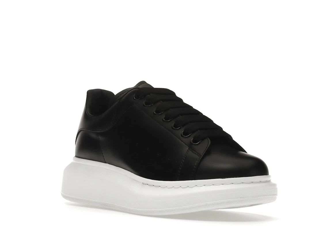Alexander McQueen Oversized Black White Sole (Women's) - vue secondaire A