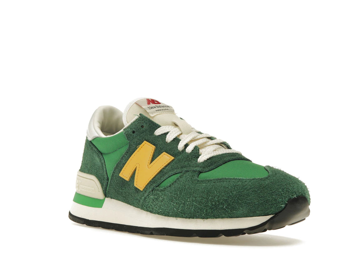 New Balance 990v1 MiUSA Green Gold - vue secondaire A