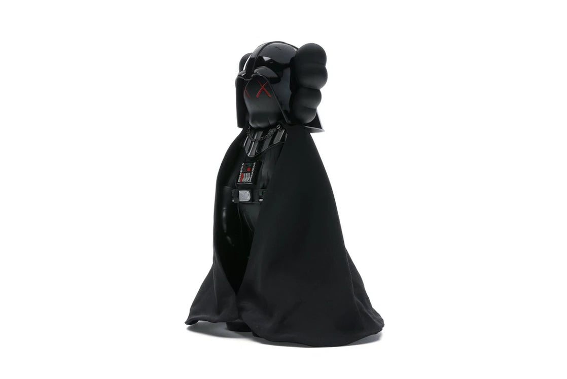KAWS Star Wars Darth Vader Companion with Cape Vinyl Figure Black - vue secondaire A