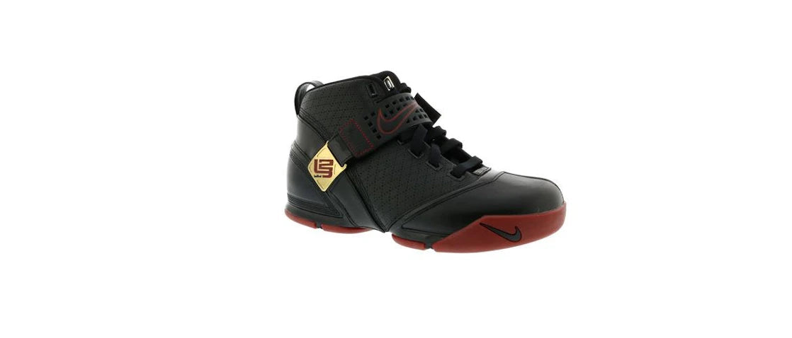 Nike LeBron 5 Schwarz/Karmesinrot/Metallic-Gold - vue secondaire A