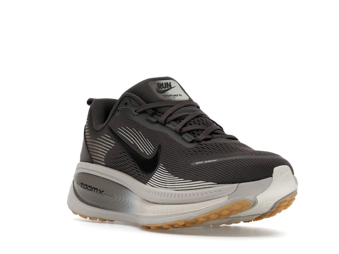 Nike Vomero 18 Medium Ash College Grey - vue secondaire A