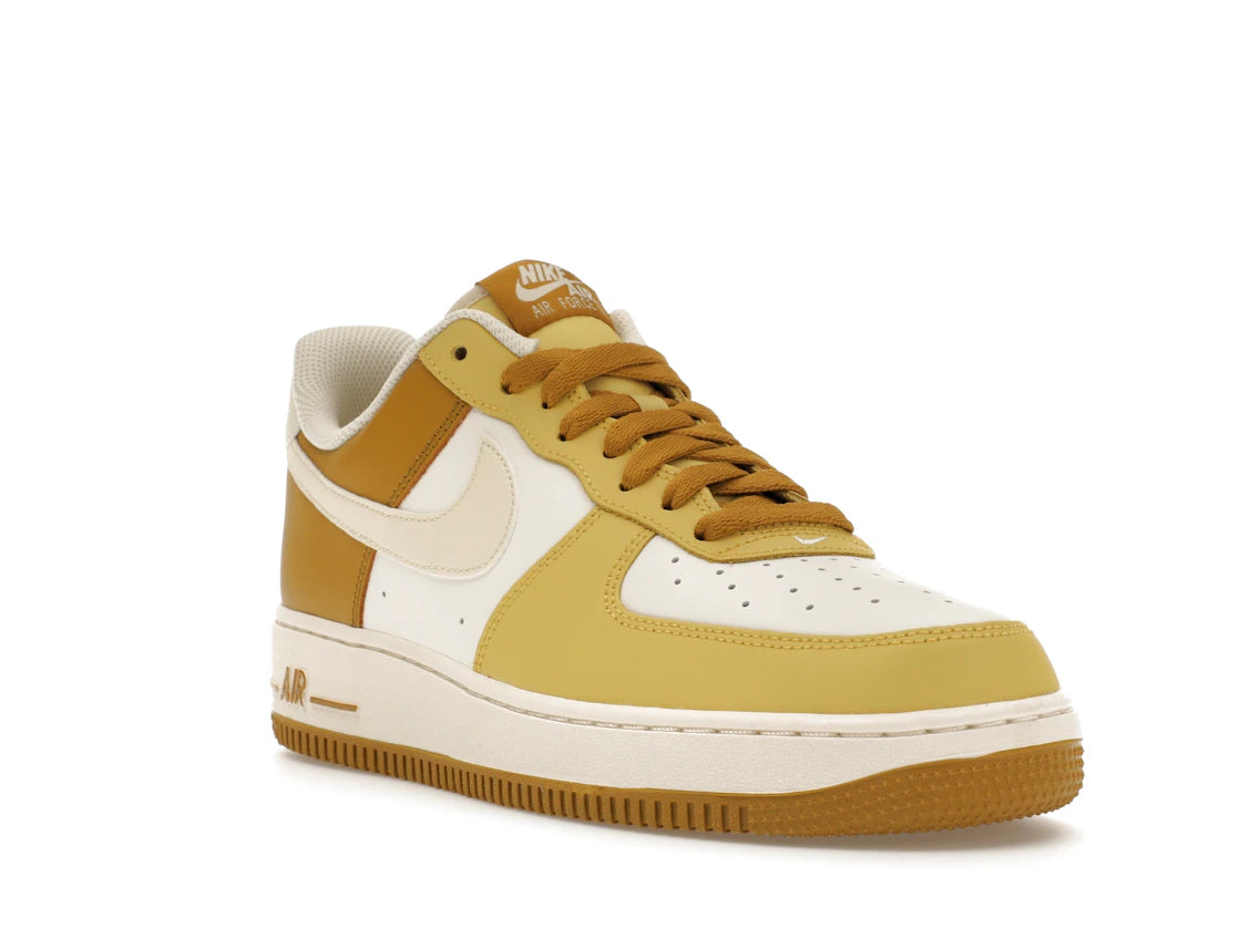 Nike Air Force 1 Low '07 Bronzine Saturn Gold - vue secondaire A