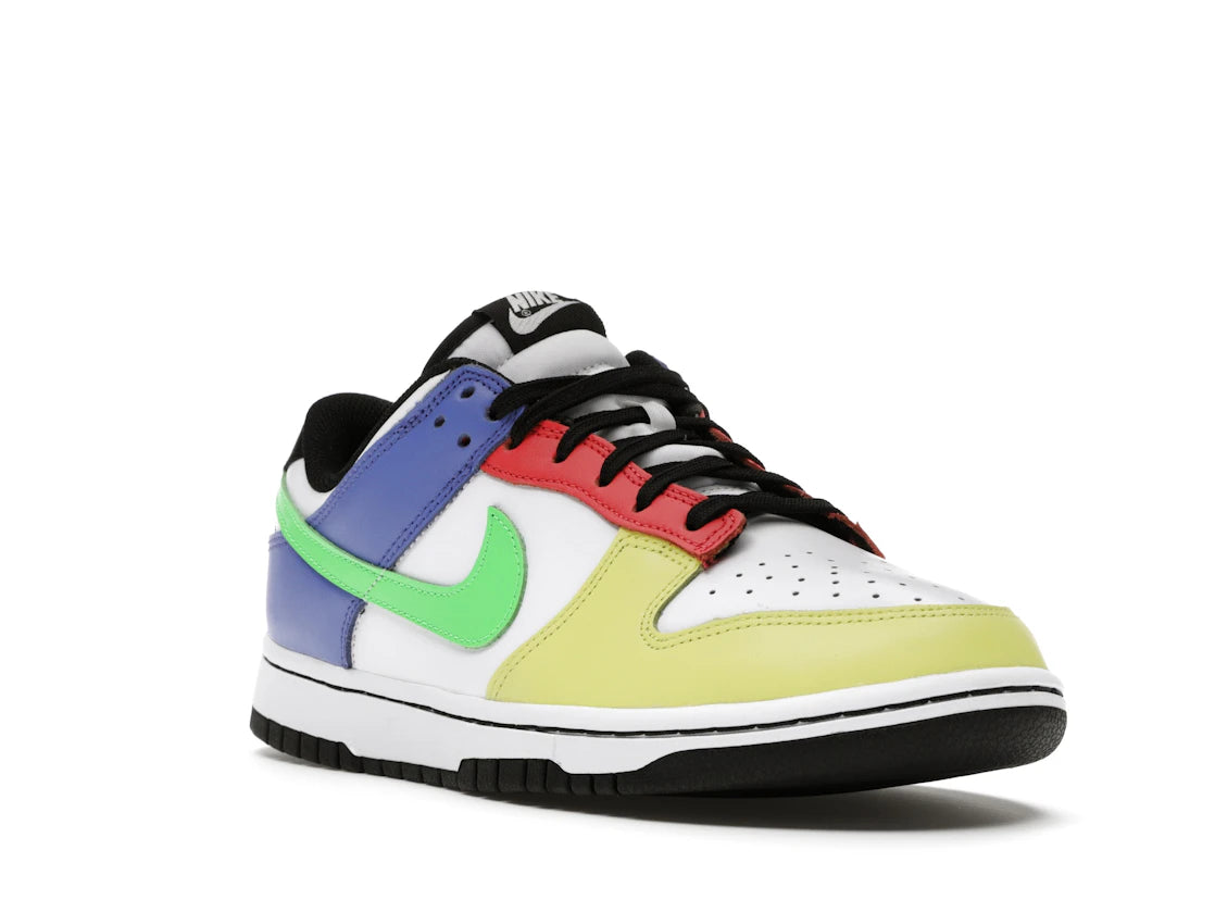 Nike Dunk Low Green Strike (Women's) - vue secondaire A