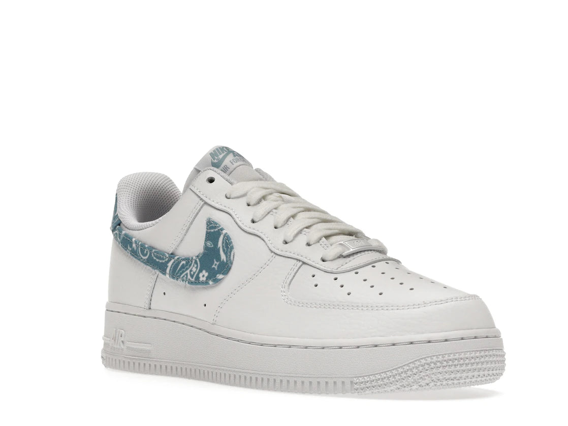 Nike Air Force 1 Low '07 Essential White Worn Blue Paisley (Women's) - vue secondaire A