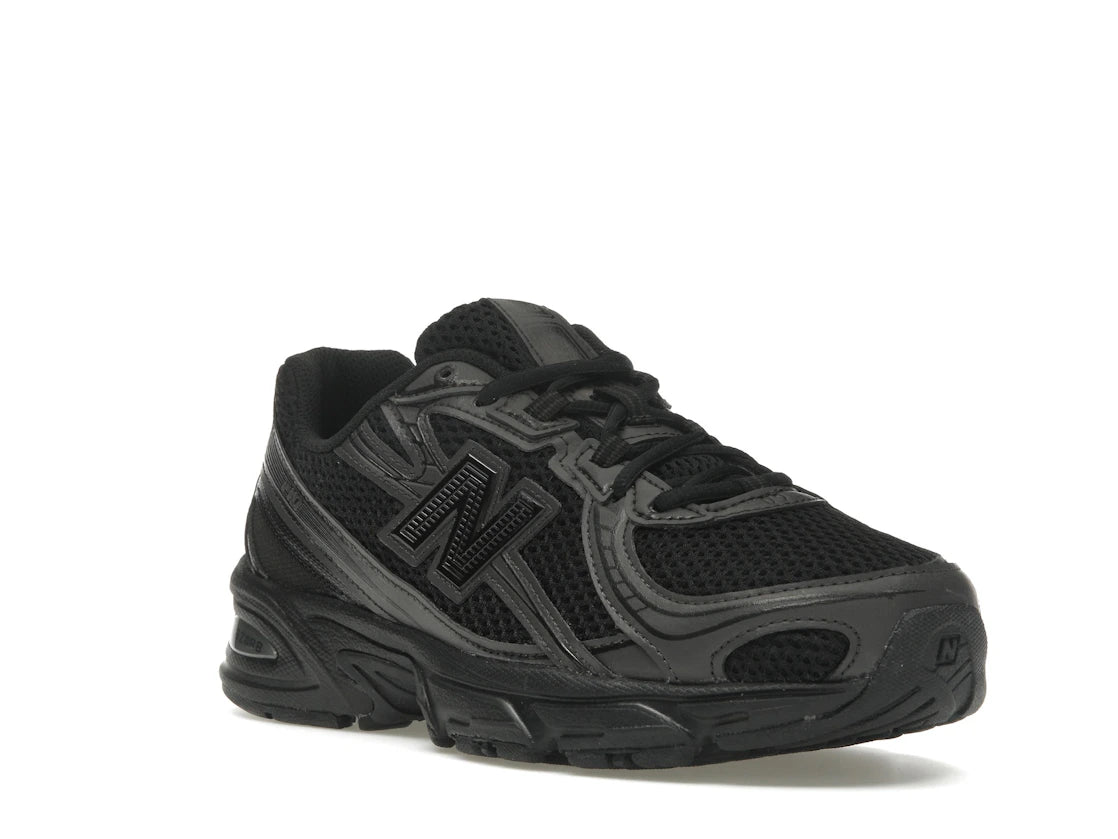 New Balance 740 Triple Black