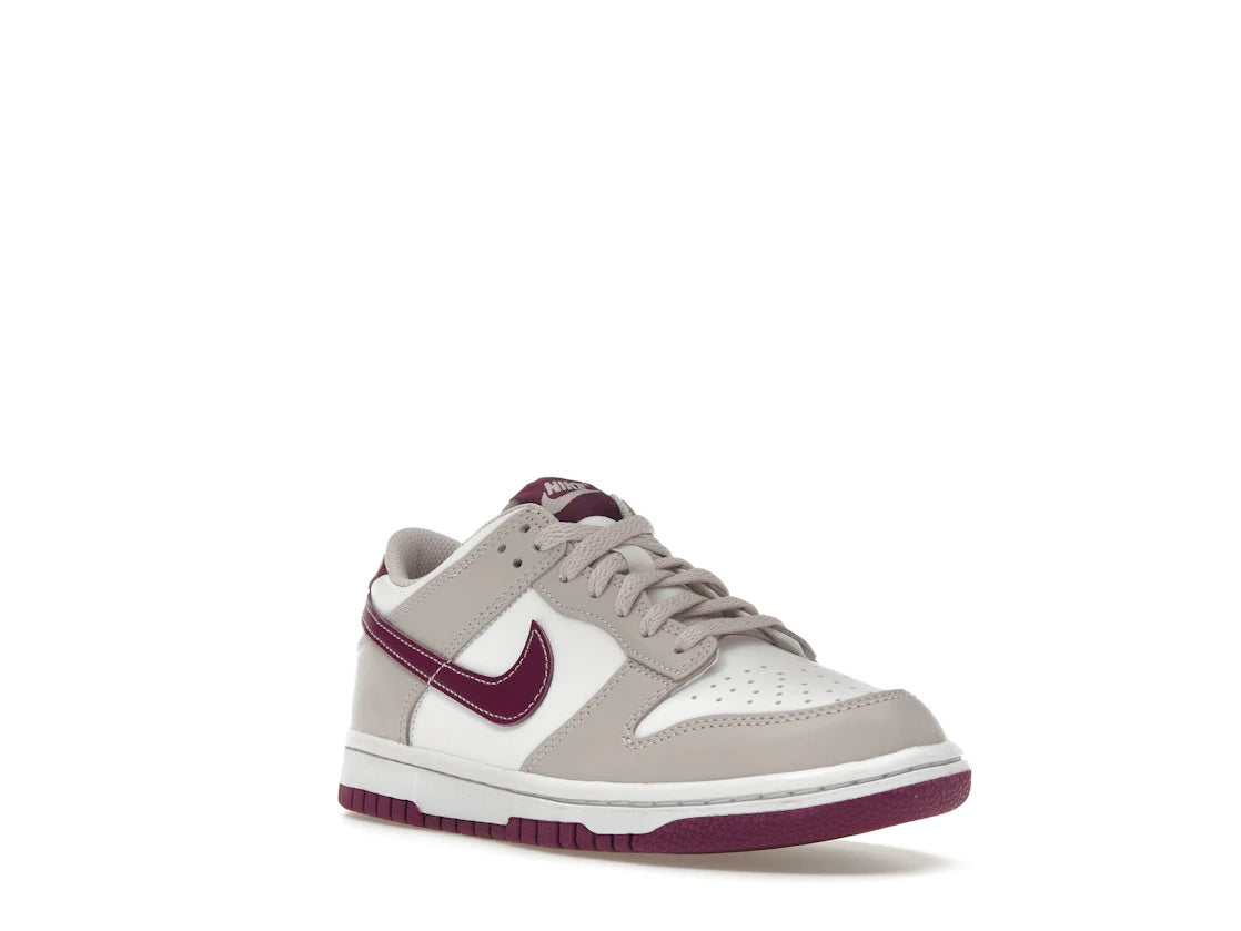 Nike Dunk Low Platinum Violet (GS) - vue secondaire A