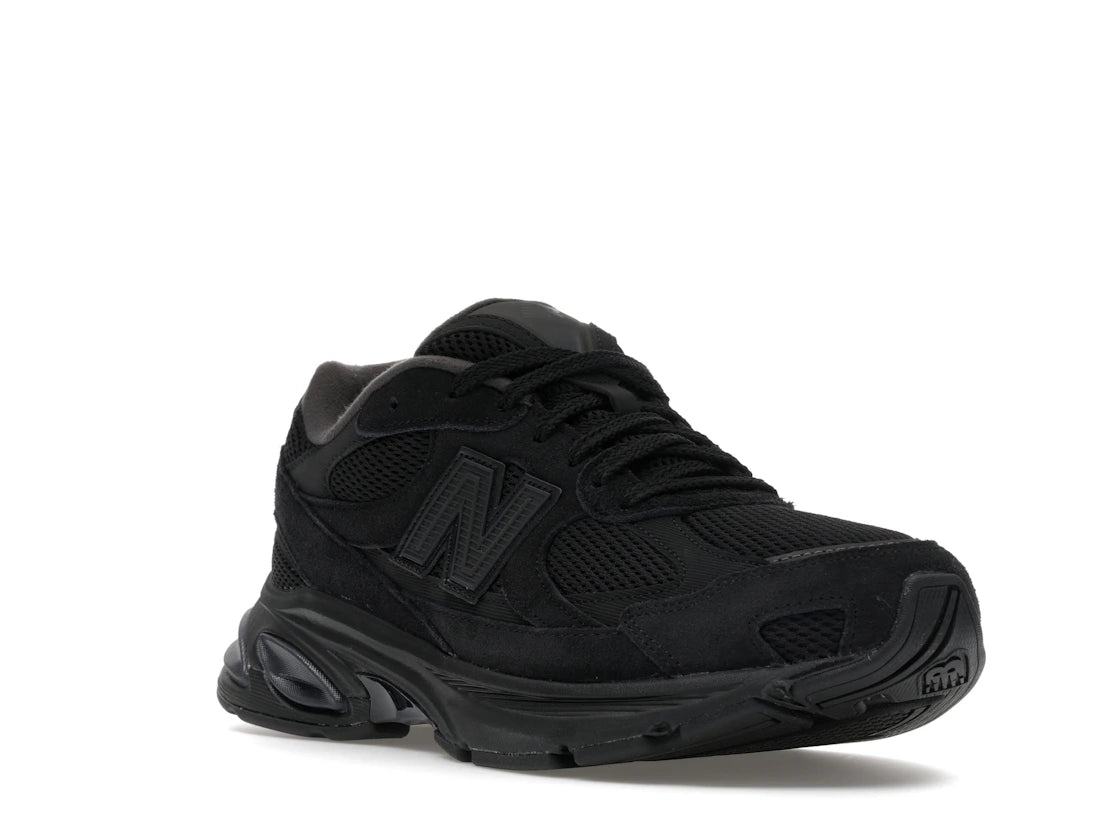 New Balance 2010 Triple Black - vue secondaire A