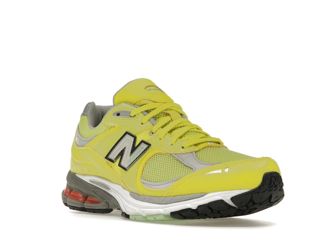 New Balance 2002R Sulphur Yellow - vue secondaire A