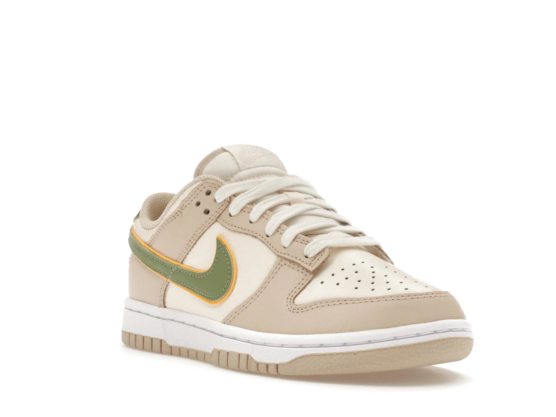 Nike Dunk Low Pale Ivory Oil Green (Women's) - vue secondaire A