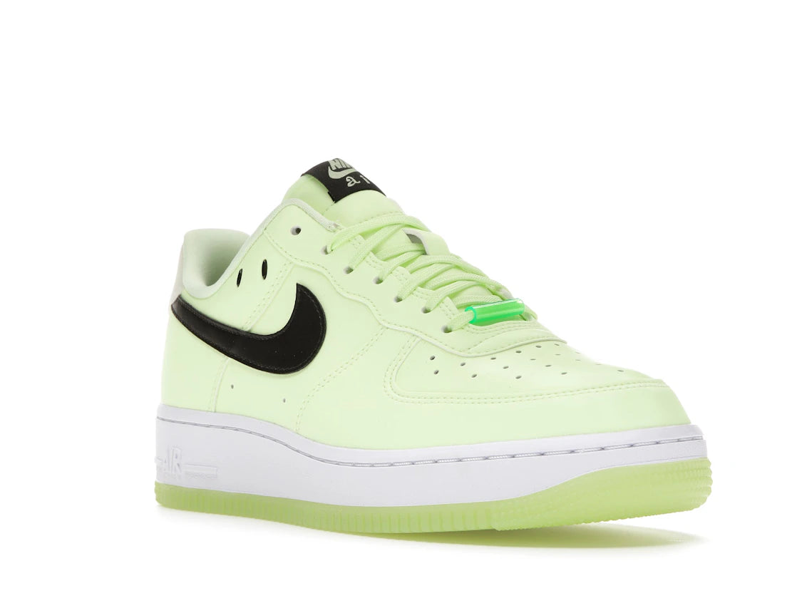 Nike Air Force 1 Low '07 Glow in the Dark (Women's) - vue secondaire A