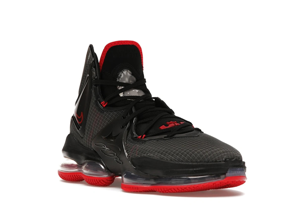 Nike LeBron 19 Bred - vue secondaire A