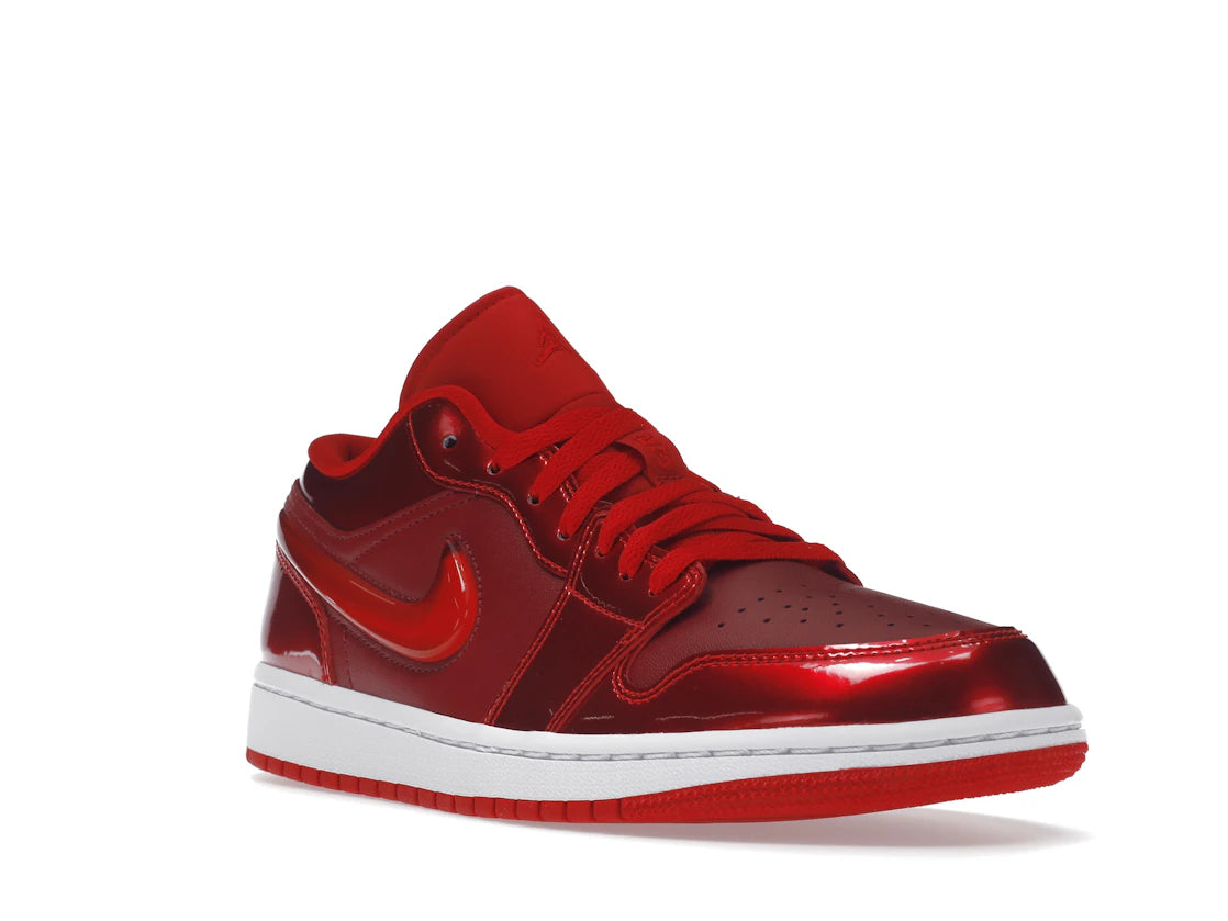 Jordan 1 Low SE Pomegranate (Women's) - vue secondaire A