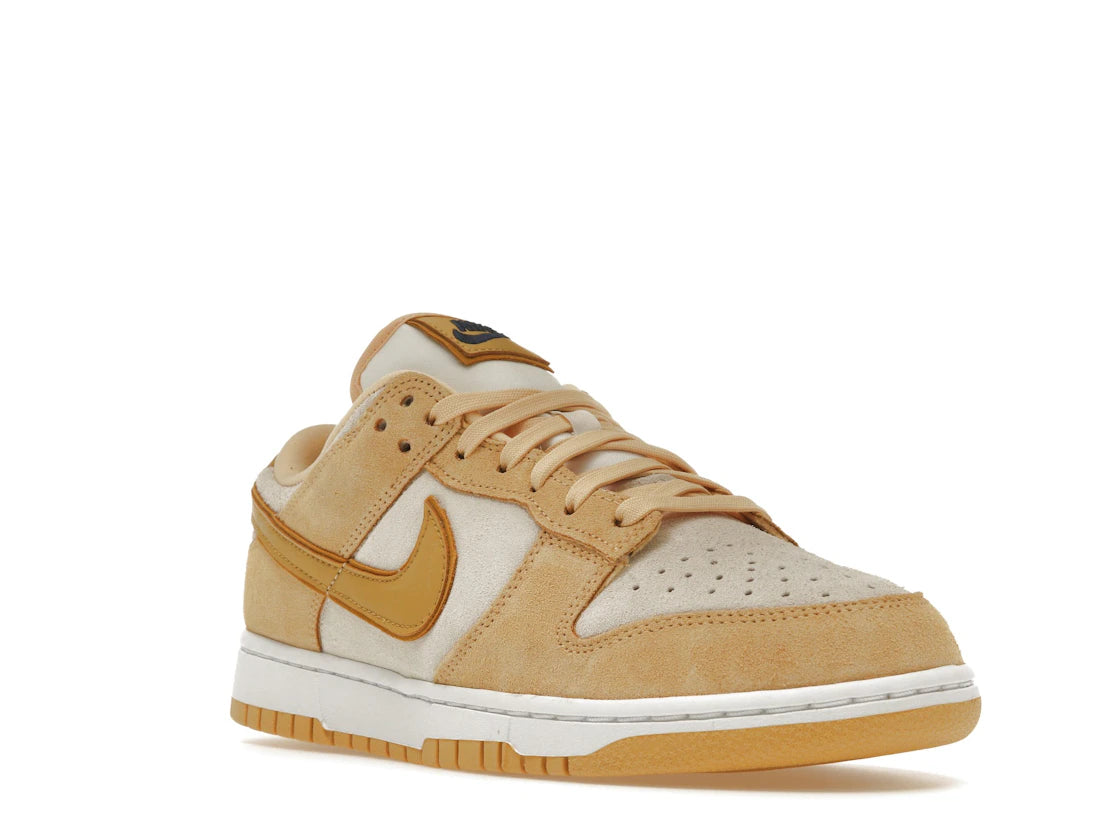 Nike Dunk Low Celestial Gold Suede (Women's) - vue secondaire A