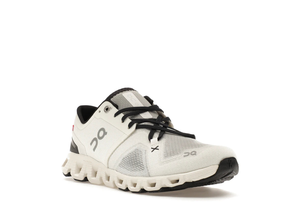 On Running Cloud X 3 Ivory Black - vue secondaire A