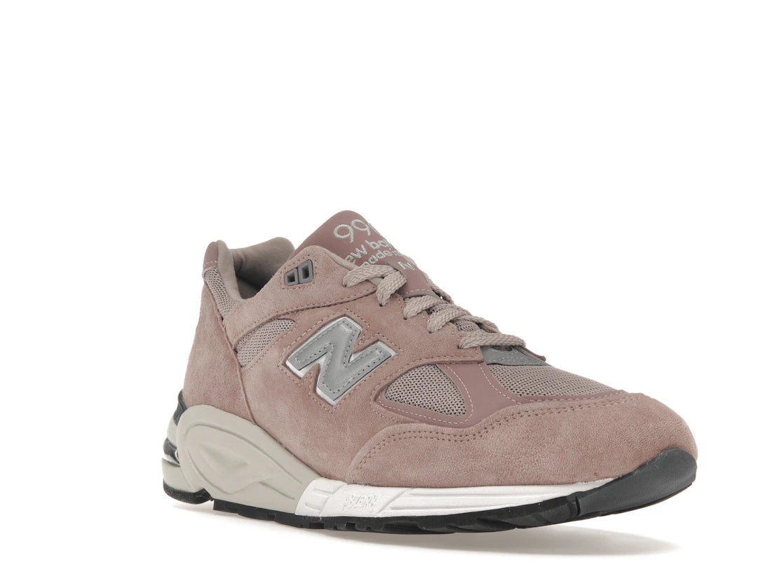 New Balance 990v2 Kithstrike Rose - vue secondaire A