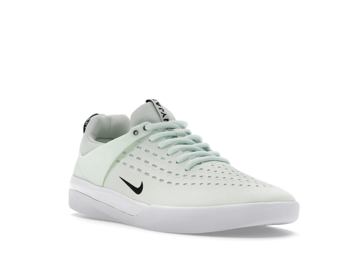 Nike SB Zoom Nyjah 3 Barely Green - vue secondaire A