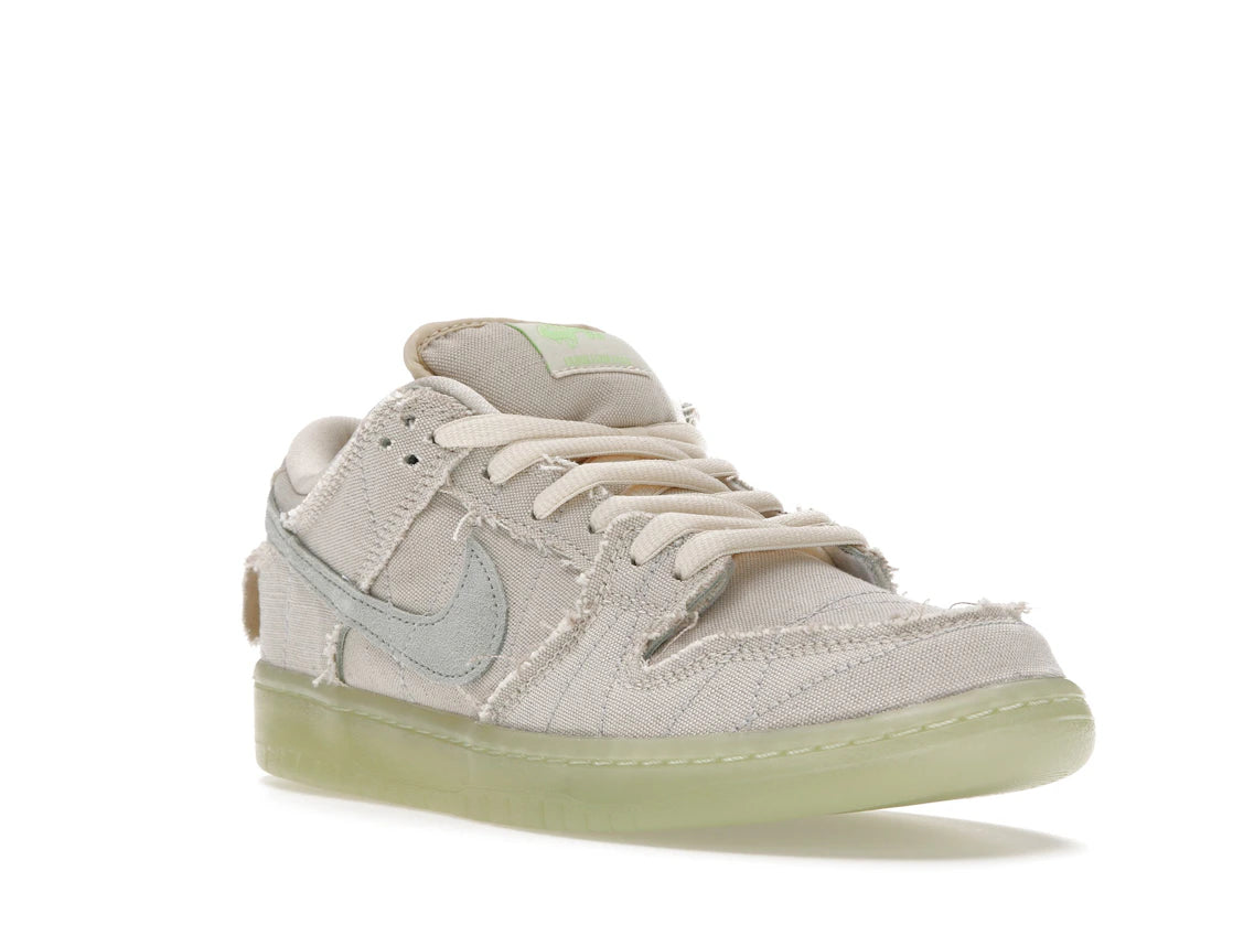 Nike SB Dunk Low Mummy - vue secondaire A