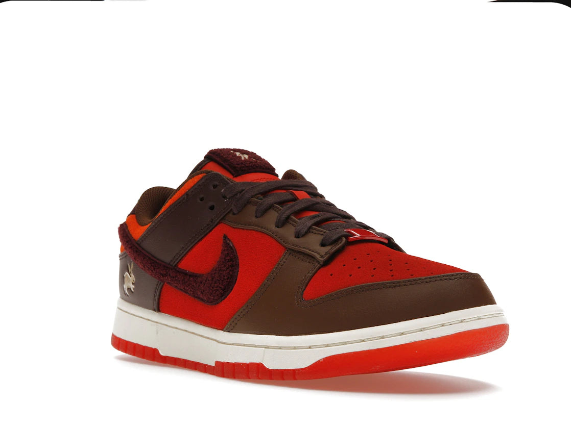 Nike Dunk Low Retro PRM Year of the Rabbit Light Crimson (2023) - vue secondaire A