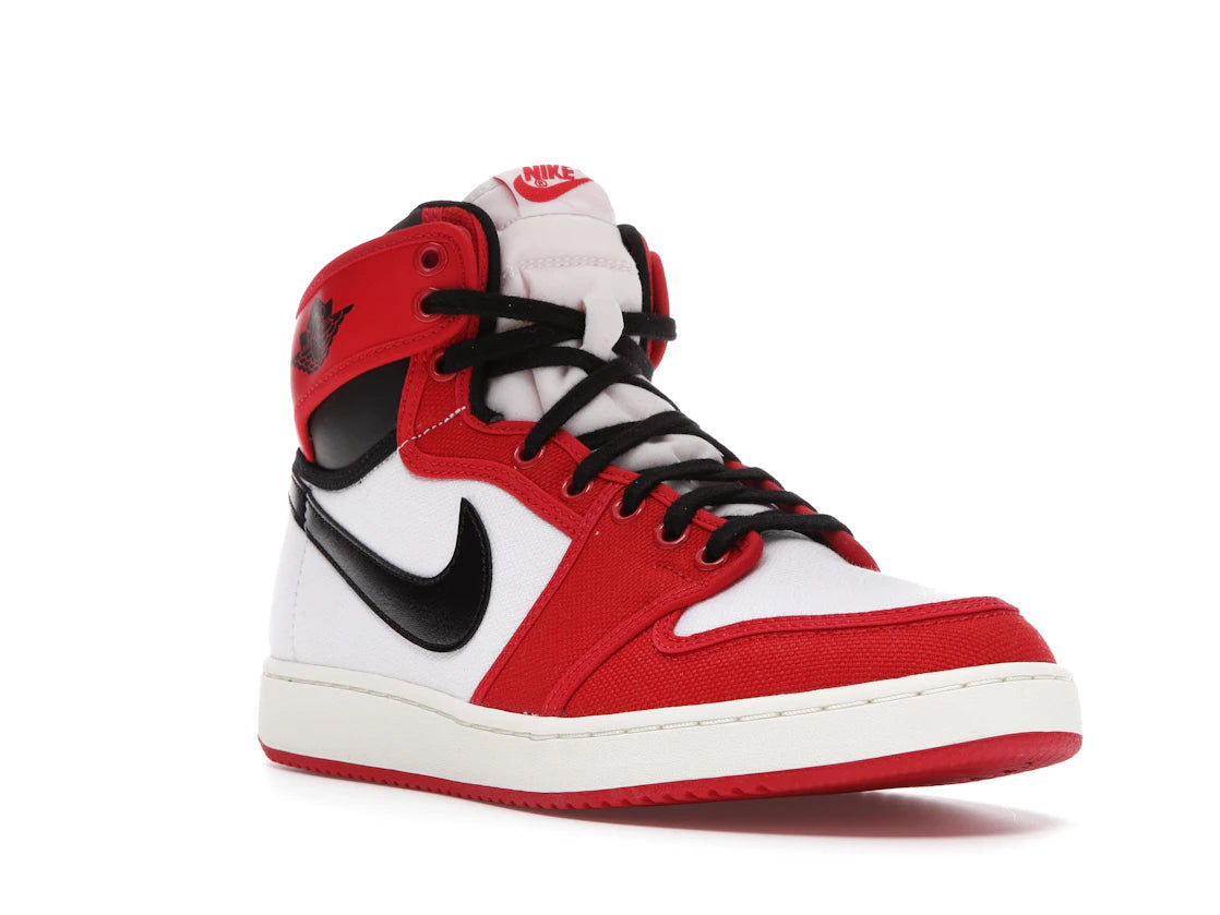 Jordan 1 Retro AJKO Chicago (2021) - vue secondaire A
