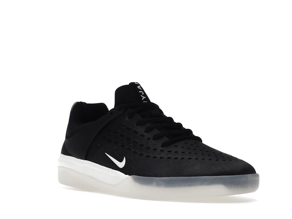 Nike SB Nyjah 3 Black White - vue secondaire A