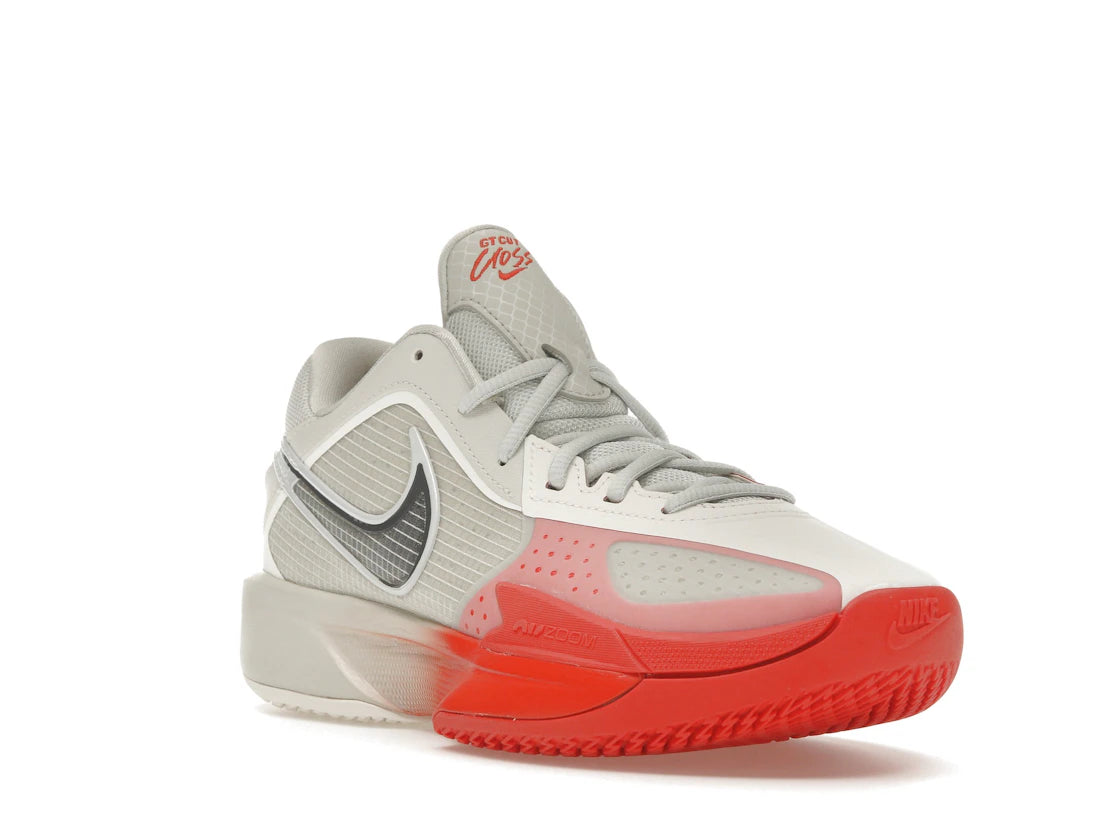 Nike GT Cut Cross Light Grey Bright Crimson - vue secondaire A