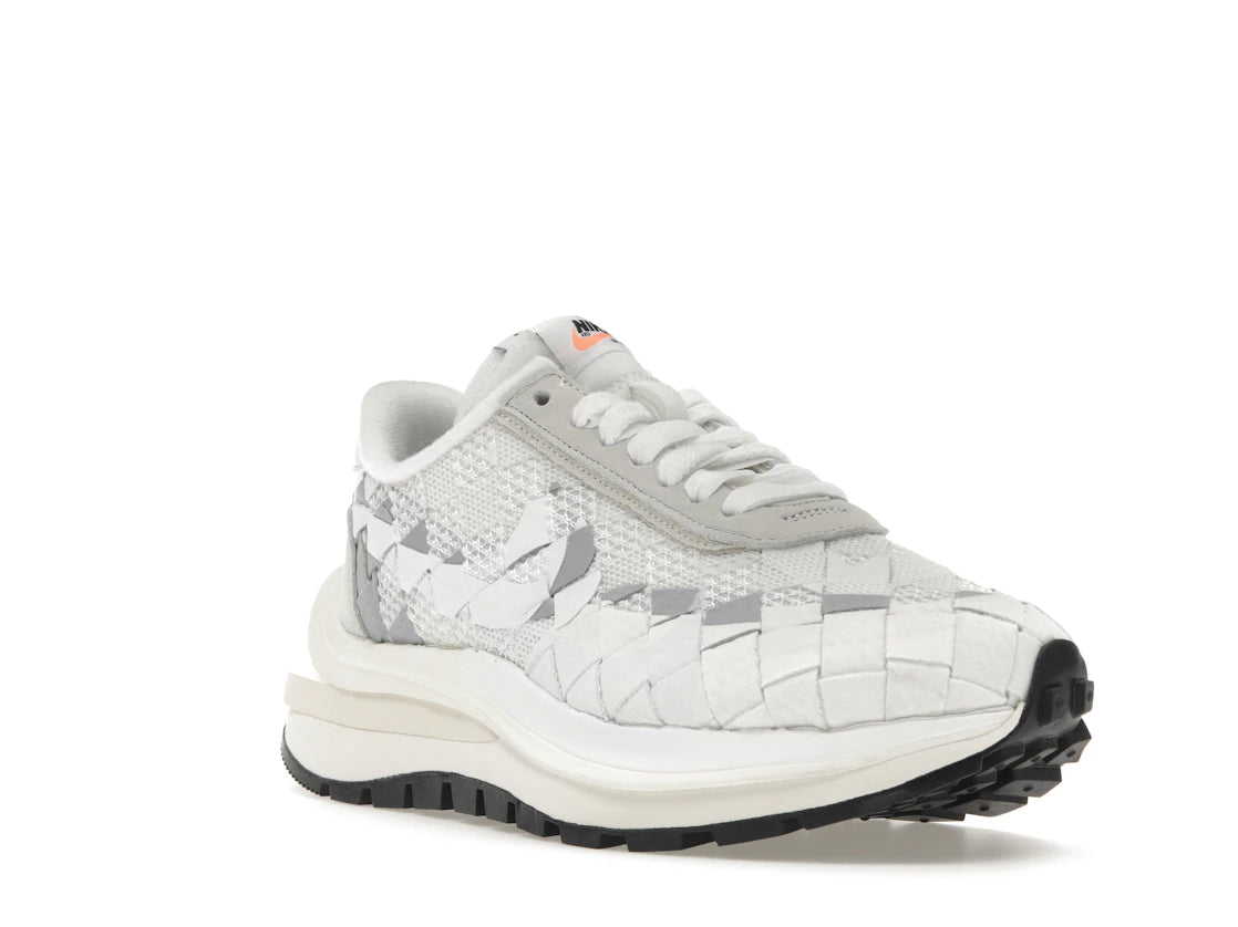 Nike VaporWaffle Woven sacai Jean Paul Gaultier White - vue secondaire A