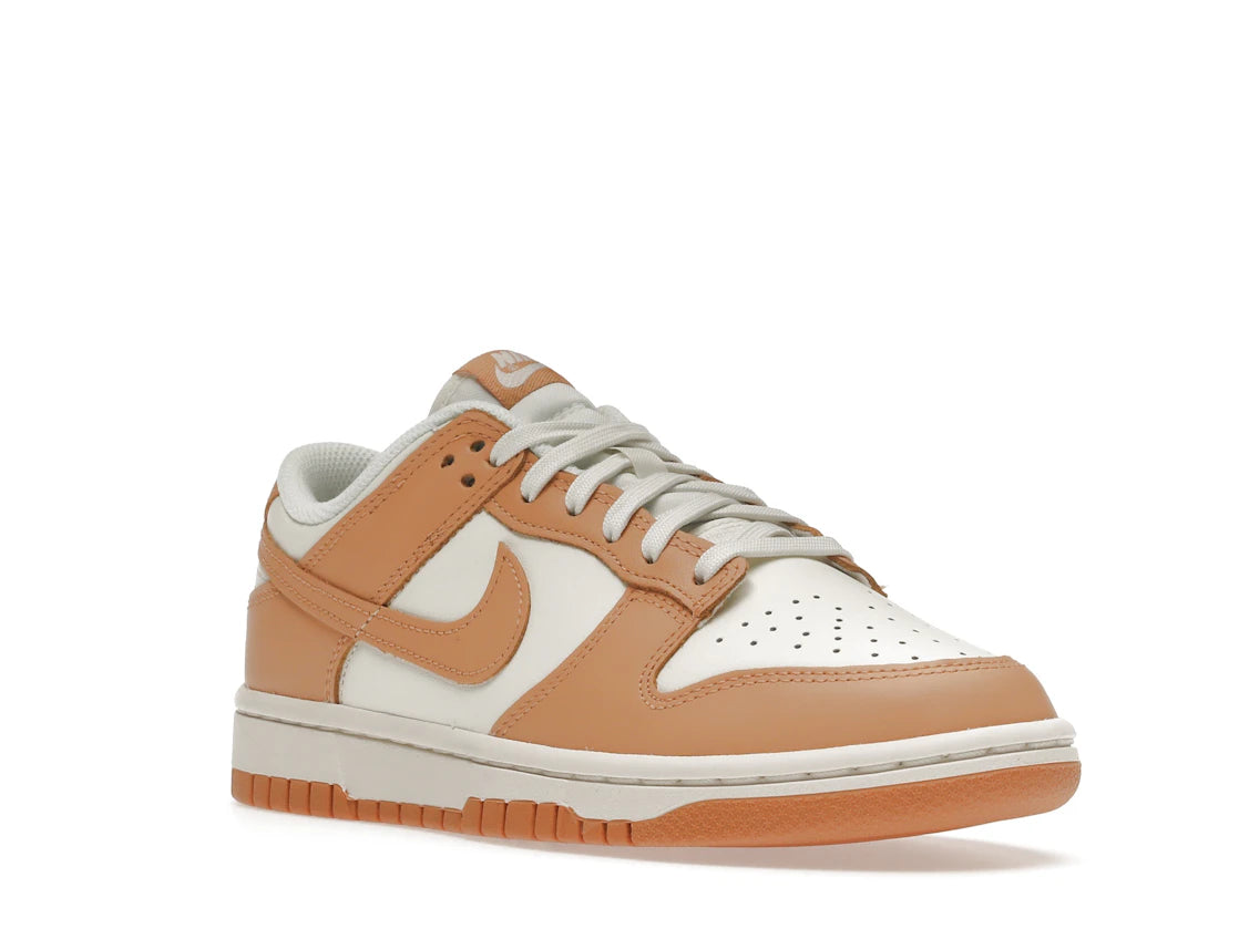 Nike Dunk Low Harvest Moon (Women's) - vue secondaire A