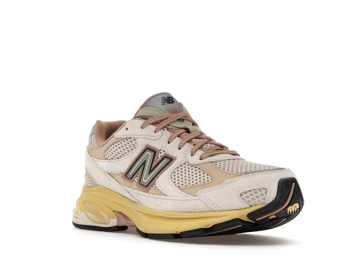 New Balance 2010 Rose Beige - vue secondaire A
