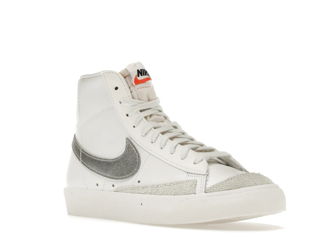 Nike Blazer Mid '77 Summit White Silver (Women's) - vue secondaire A