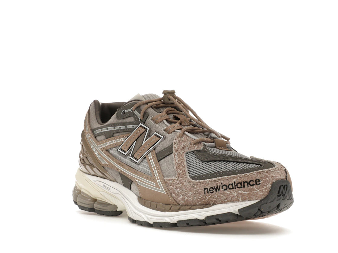 New Balance 1906N N.Hoolywood x INVINCIBLE Moonrock - vue secondaire A