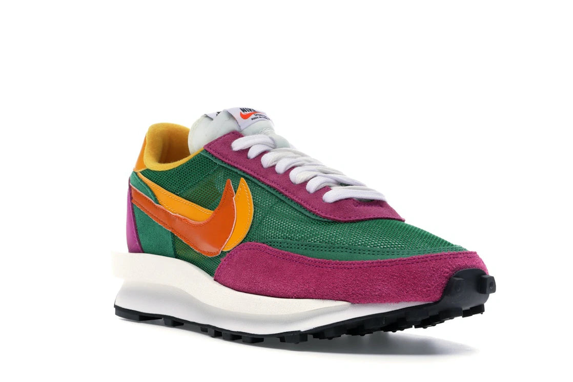 Nike LD Waffle sacai Pine Green - vue secondaire A