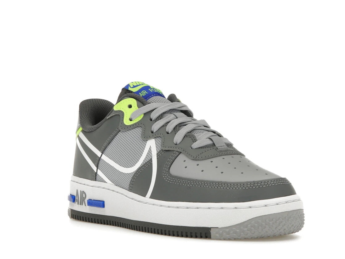 Nike Air Force 1 React Wolf Grey - vue secondaire A