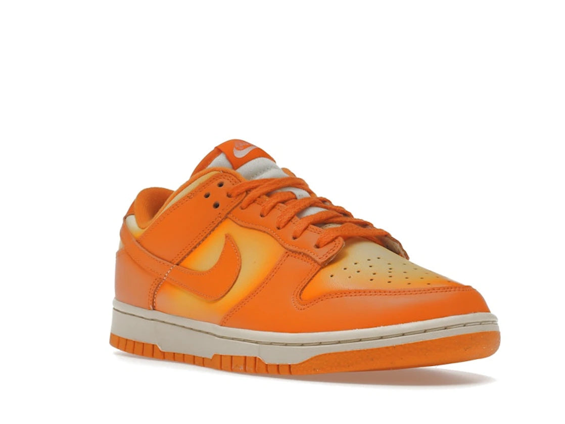 Nike Dunk Low Magma Orange (Women's) - vue secondaire A